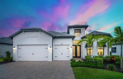 4844 Starlight Beach Ln, Lakewood Ranch, FL 34211