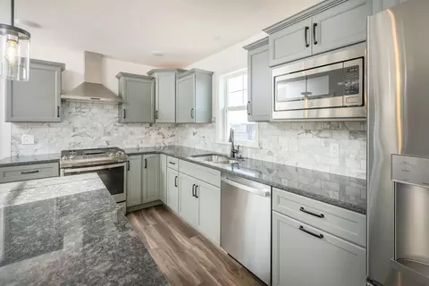 Kitchen - 333 Amber Dr, Lititz, PA 17543 photo 7 of 7