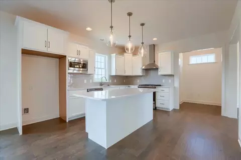 Kitchen - 333 Amber Dr, Lititz, PA 17543 photo 4 of 7