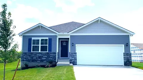 21005 W 217th St, Spring Hill, KS 66083