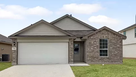 5703 Gray Moore, San Antonio, TX 78245
