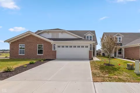 869 Rosebud Ln, Greenfield, IN 46140