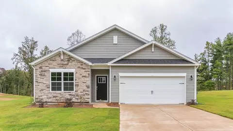 1464 Carisbrooke Dr, Mebane, NC 27302