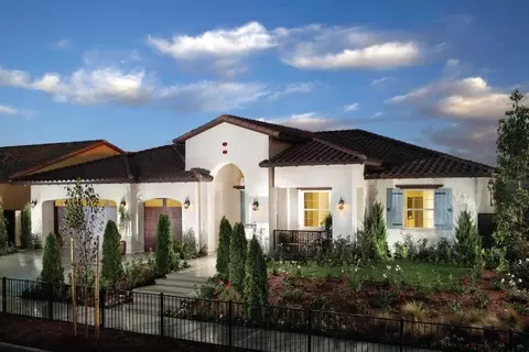 Exterior - 3711 Pathway Ct, Bakersfield, CA 93311 photo 5 of 5
