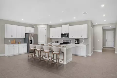 Kitchen - 5016 124th Ave E, Parrish, FL 34219 photo 2 of 3