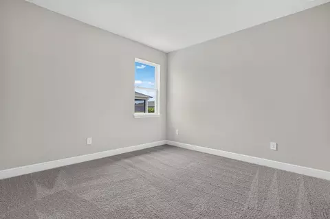 Bedroom - 5016 124th Ave E, Parrish, FL 34219 photo 3 of 4