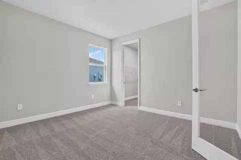 Bedroom - 5016 124th Ave E, Parrish, FL 34219 photo 1 of 4
