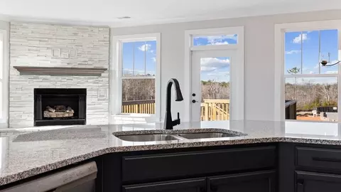 Kitchen - 124 Waltzing Vine Ln, Williamston, SC 29697 photo 2 of 3