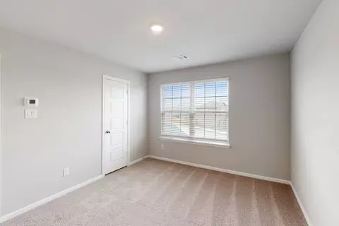Bedroom - 7204 Poplar Dr, Argyle, TX 76226 photo 3 of 4