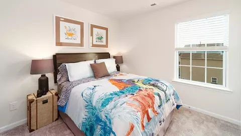 Bedroom - 4697 Fanning Rd, Hickory, NC 28602 photo 7 of 17