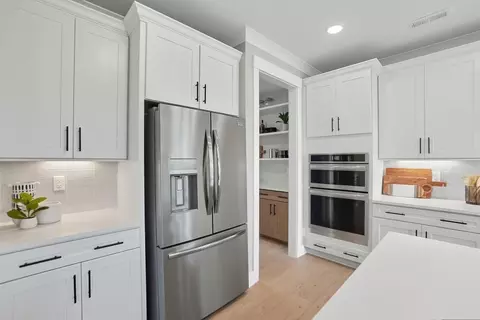 Kitchen - 1229 Carrington Dr, Stanley, NC 28164 photo 13 of 16