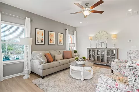Living - 8112 Harbour Chase Loop, Ooltewah, TN 37363 photo 5 of 6