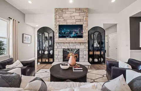 Living - 50745 Crusader Dr, Macomb, MI 48044 photo 2 of 2