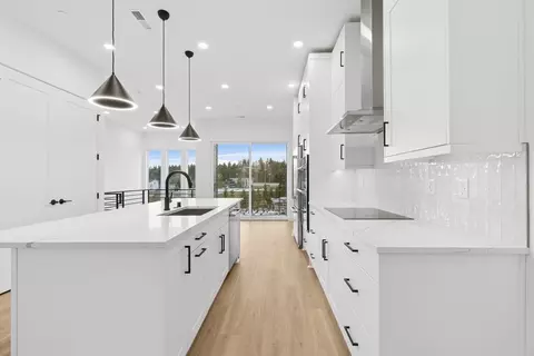 Kitchen - 18805 99th Ct NE UNIT C, Bothell, WA 98011 photo 2 of 3