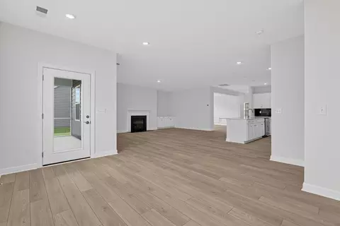 Living - 5343 Redbud Rd, Lancaster, SC 29720 photo 3 of 4