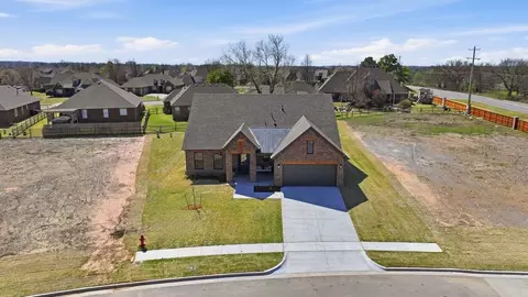 View/Area - 2105 W Aurora St, Broken Arrow, OK 74014 photo 3 of 8