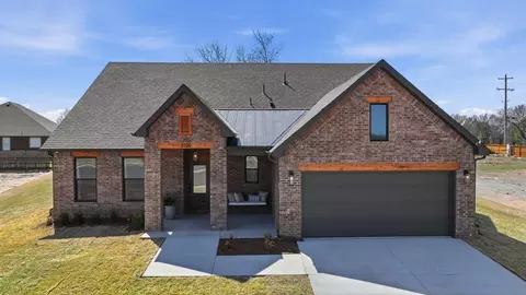 Exterior - 2105 W Aurora St, Broken Arrow, OK 74014 photo 12 of 12