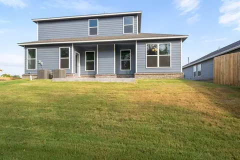 Exterior - 2105 W Aurora St, Broken Arrow, OK 74014 photo 6 of 12