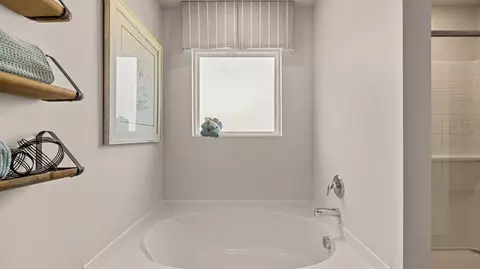Bath - 903 Innisbrook Dr, Evans, GA 30809 photo 1 of 4