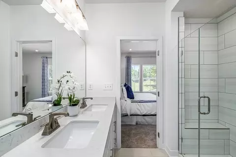 Bath - 3018 Eastern Ave NE, Washington, DC 20018 photo 2 of 4