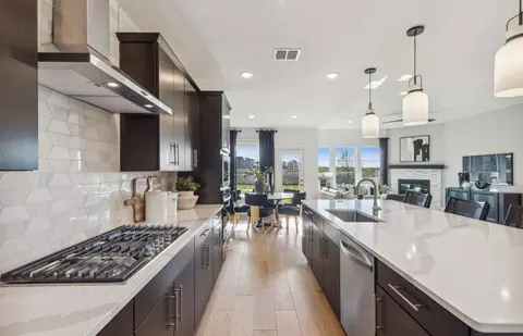 Kitchen - 11045 Abbotsbury Rd, Haslet, TX 76052 photo 3 of 4