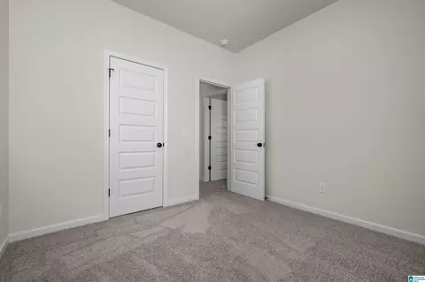 Bedroom - 7350 Upland Loop, Leeds, AL 35094 photo 2 of 14
