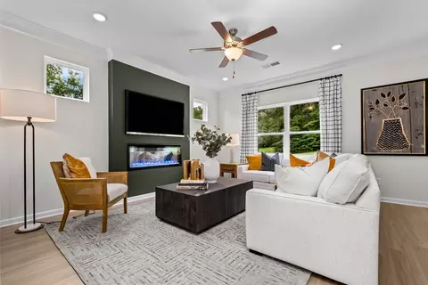 Living - 7350 Upland Loop, Leeds, AL 35094 photo 5 of 8