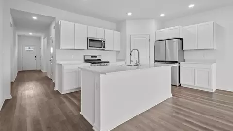 3016 Old Castle Rd, Joliet, IL 60435