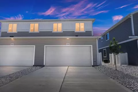 Exterior - 22413 E 46th Ave, Aurora, CO 80019 photo 2 of 6