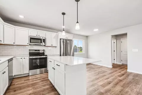 Kitchen - Bishop Reed Dr., Tecumseh, MI 49286 photo 3 of 6