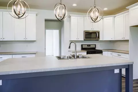 Kitchen - 800 Orchard Rd, Lititz, PA 17543 photo 36 of 75