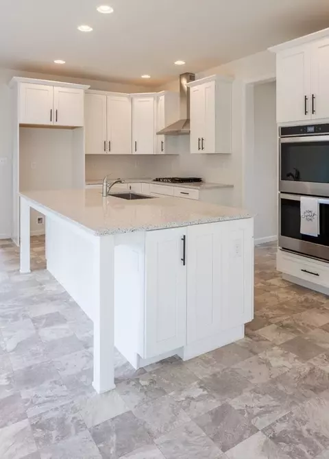Kitchen - 800 Orchard Rd, Lititz, PA 17543 photo 8 of 75