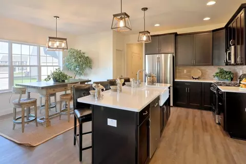 Kitchen - 800 Orchard Rd, Lititz, PA 17543 photo 66 of 75