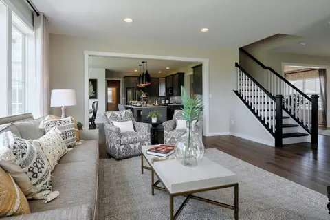 Living - 800 Orchard Rd, Lititz, PA 17543 photo 4 of 15