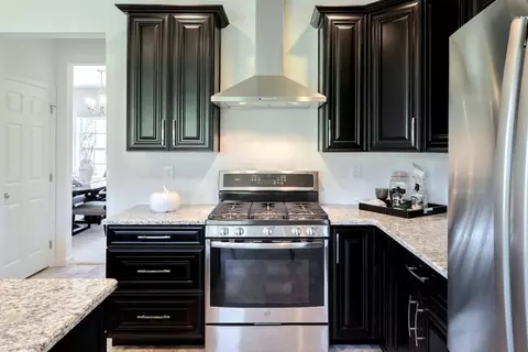 Kitchen - 800 Orchard Rd, Lititz, PA 17543 photo 16 of 75
