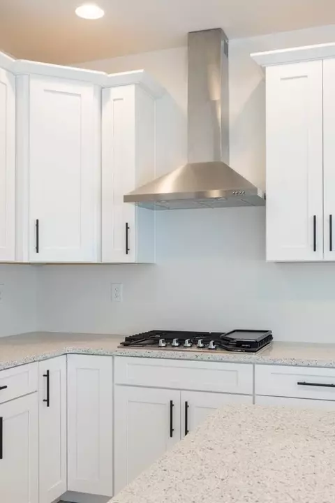 Kitchen - 800 Orchard Rd, Lititz, PA 17543 photo 11 of 75