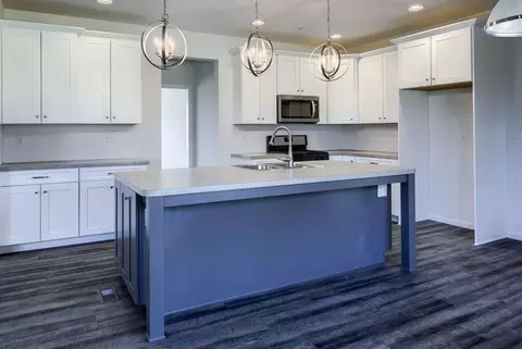 Kitchen - 800 Orchard Rd, Lititz, PA 17543 photo 30 of 75