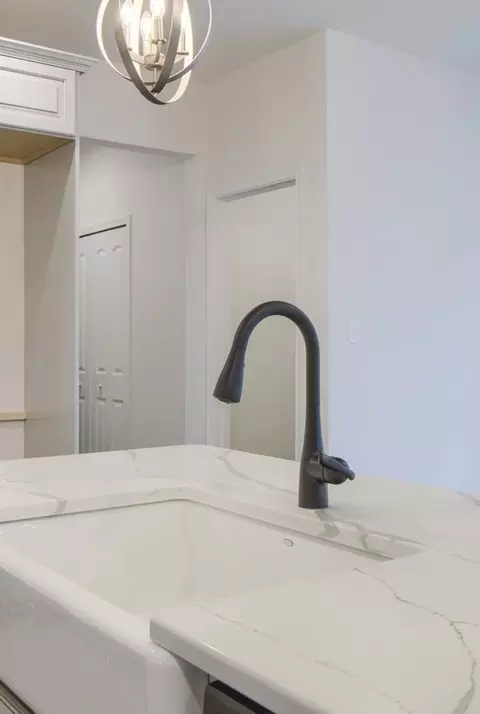 Kitchen - 800 Orchard Rd, Lititz, PA 17543 photo 46 of 75