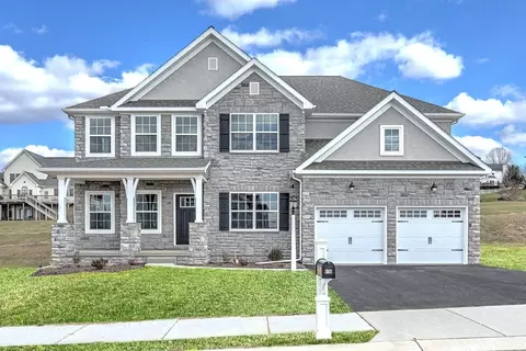 Exterior - 800 Orchard Rd, Lititz, PA 17543 photo 8 of 104