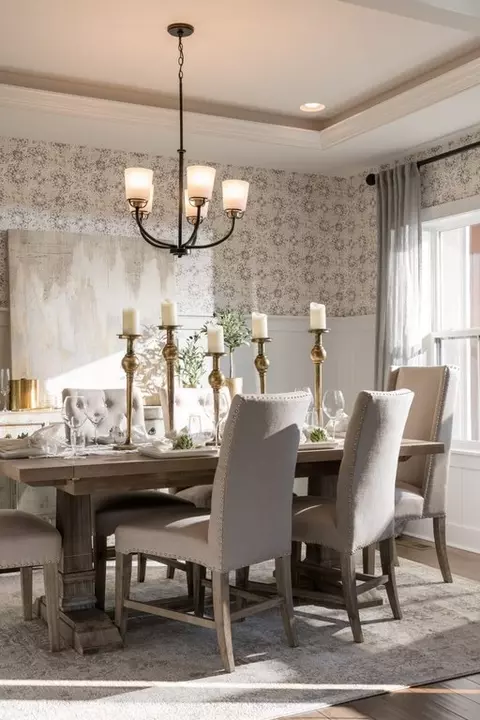 Dining - 800 Orchard Rd, Lititz, PA 17543 photo 2 of 5