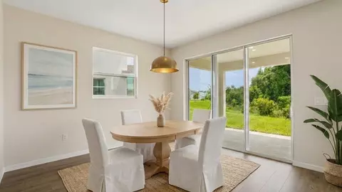 Dining - 35231 Flower Patch Dr, Dade City, FL 33525 photo 1 of 5