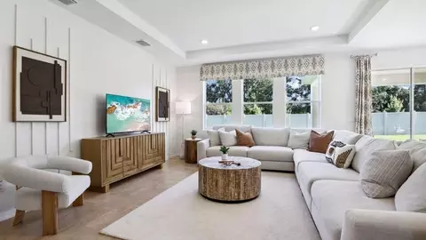 Living - 35231 Flower Patch Dr, Richland, FL 33525 photo 1 of 1