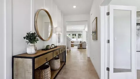 Entry Way - 35231 Flower Patch Dr, Richland, FL 33525 photo 1 of 8