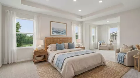 Bedroom - 35231 Flower Patch Dr, Dade City, FL 33525 photo 1 of 11