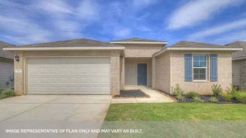 481 Cottonmouth Ln, Seguin, TX 78155