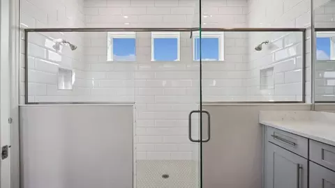 Bath - 3611 Malawi Trl, Saint Cloud, FL 34772 photo 2 of 4
