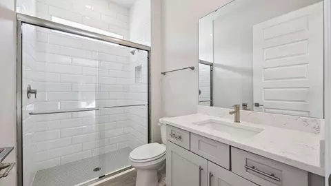 Bath - 3611 Malawi Trl, Saint Cloud, FL 34772 photo 3 of 4