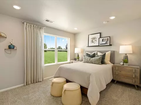 Bedroom - 1633 Colorado River Dr, Windsor, CO 80550 photo 2 of 4