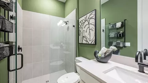 Bath - 1009 Tassleflower Trl, Saint Cloud, FL 34771 photo 17 of 18