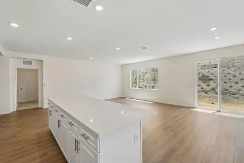 Living - 27365 Dunite Dr, Perris, CA 92571 photo 4 of 4